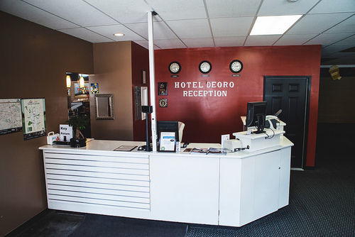 Deoro Hotel 3*