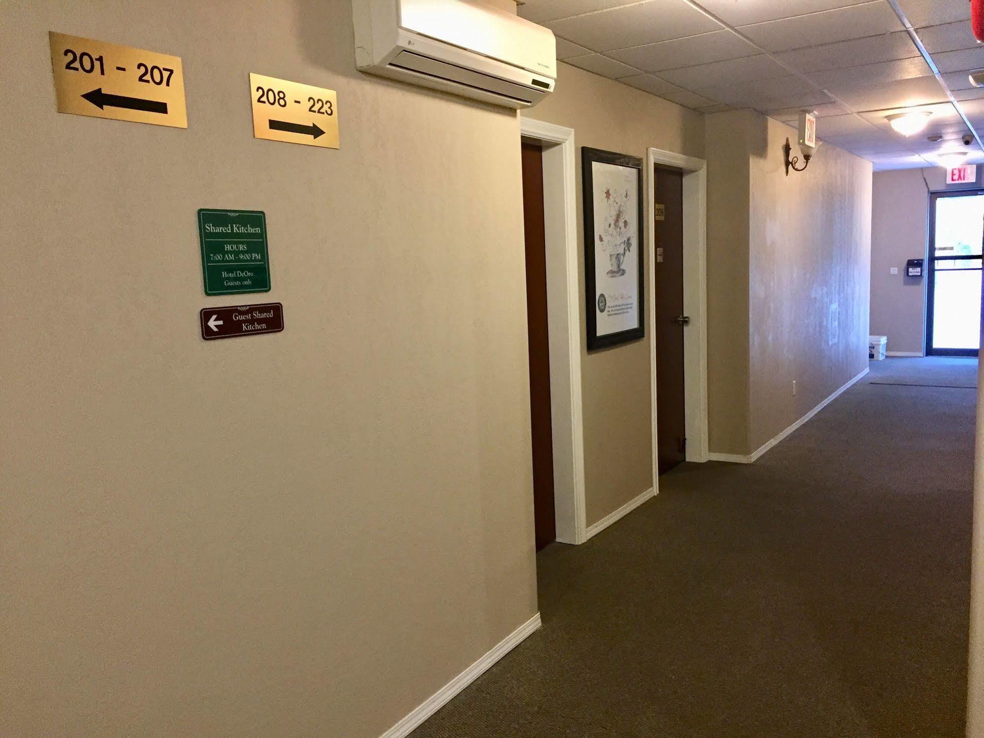Deoro Hotel