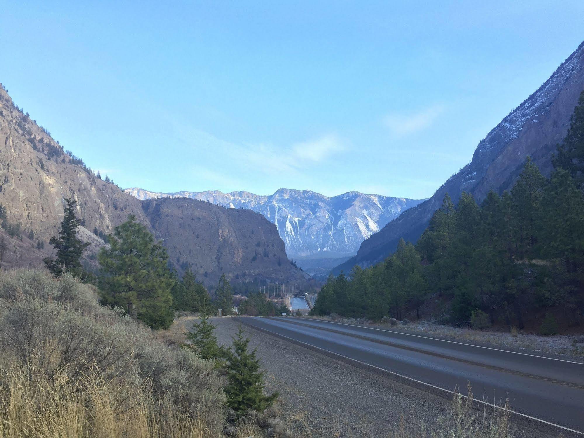 Hotel Deoro Lillooet